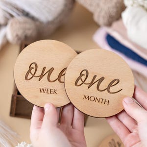Panneau en bois pour bébé, jeu de disques pour bébé, jalon mensuel, marqueurs de vacances pour bébé, cadeau pour nouveau-né, accessoires photo pour enfants