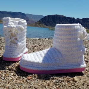 Cro-Boots Size 6 Pattern