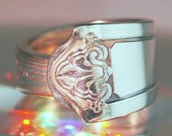 350 / Antique Silverware Spoon Ring - Florentine.