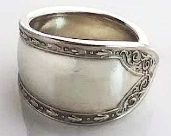 1223 / Pierścień ze srebrną łyżką - Sheraton 1910.