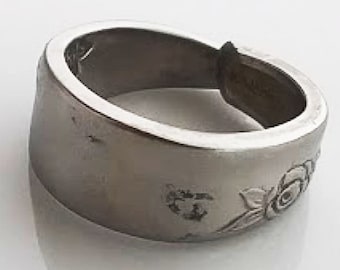 1627 /  Stainless Steel Spoon Ring.