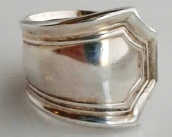 1043 /  Men's Silver Spoon Ring - National One.