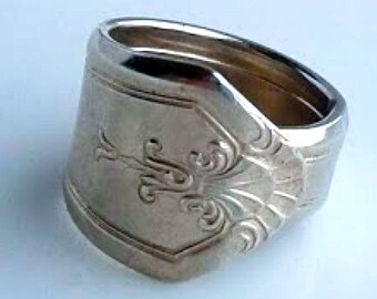 938 / Pierścień ze srebra w kształcie łyżki - nowe srebro.