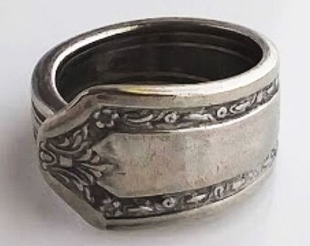 1621 /  Silver Spoon Ring -  Kensington Silver Plate.
