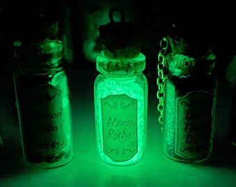 Mini Potion Bottle | Elixir Potion | Apothecary Potion | Wizard Charm | Spell Potion Bottle Necklace | Halloween Charm | Halloween Necklace