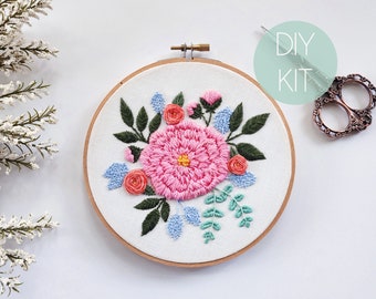 Embroidery Kit | Modern DIY Kit | Peony Hand Embroidery Kit | Beginner/Intermediate Embroidery Kit | Modern Floral Embroidery Kit | Gift