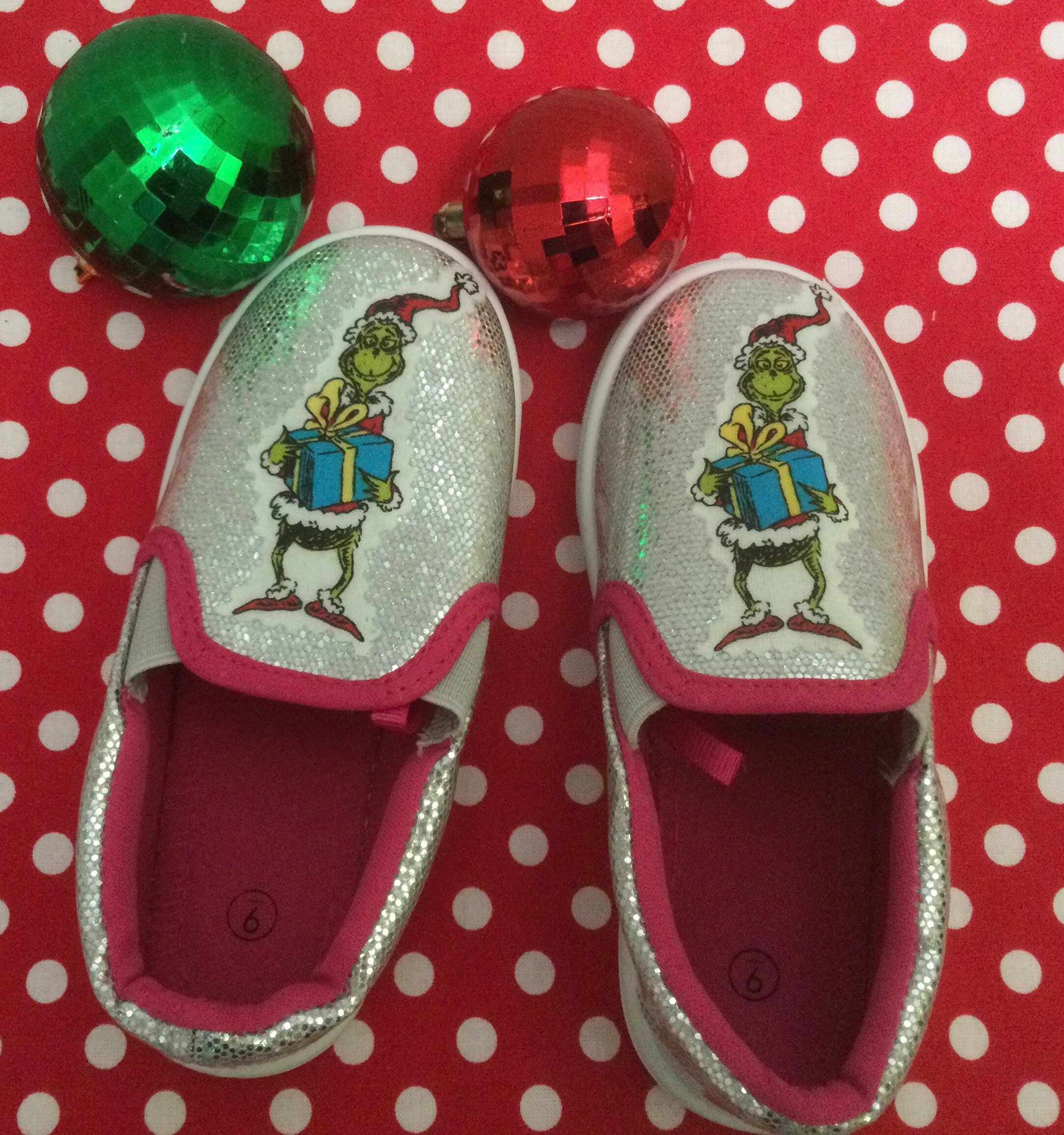 Girls Grinch Shoes - Etsy
