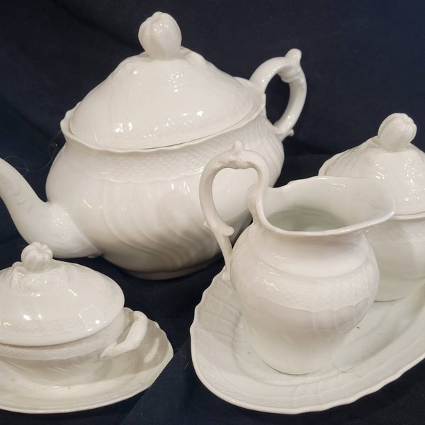 Richard Ginori Italian 1735 Vecchio White Porcelain Tea Set