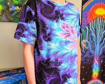 Trippy Fractal Cotton T-Shirt: Purple Psychedelic Rave Fashion