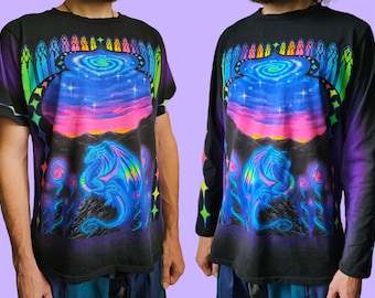 Dragon T-Shirt: Fantasy Vintage style cotton psychedelic shirt. Short and long sleeve available.
