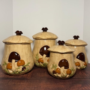 Vintage Arnels Mushroom Canisters, Set Of 4 Ceramic Mushroom Canisters