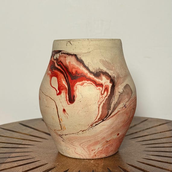 Vintage Nemadji Indian River Pottery Vase, Native Clay Swirled