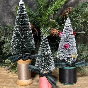 Set of Bottle Brush Trees on Vintage Wooden Spools, Vintage Inspired Sisal Bottle Brush Trees, Christmas Tree, Vintage Christmas