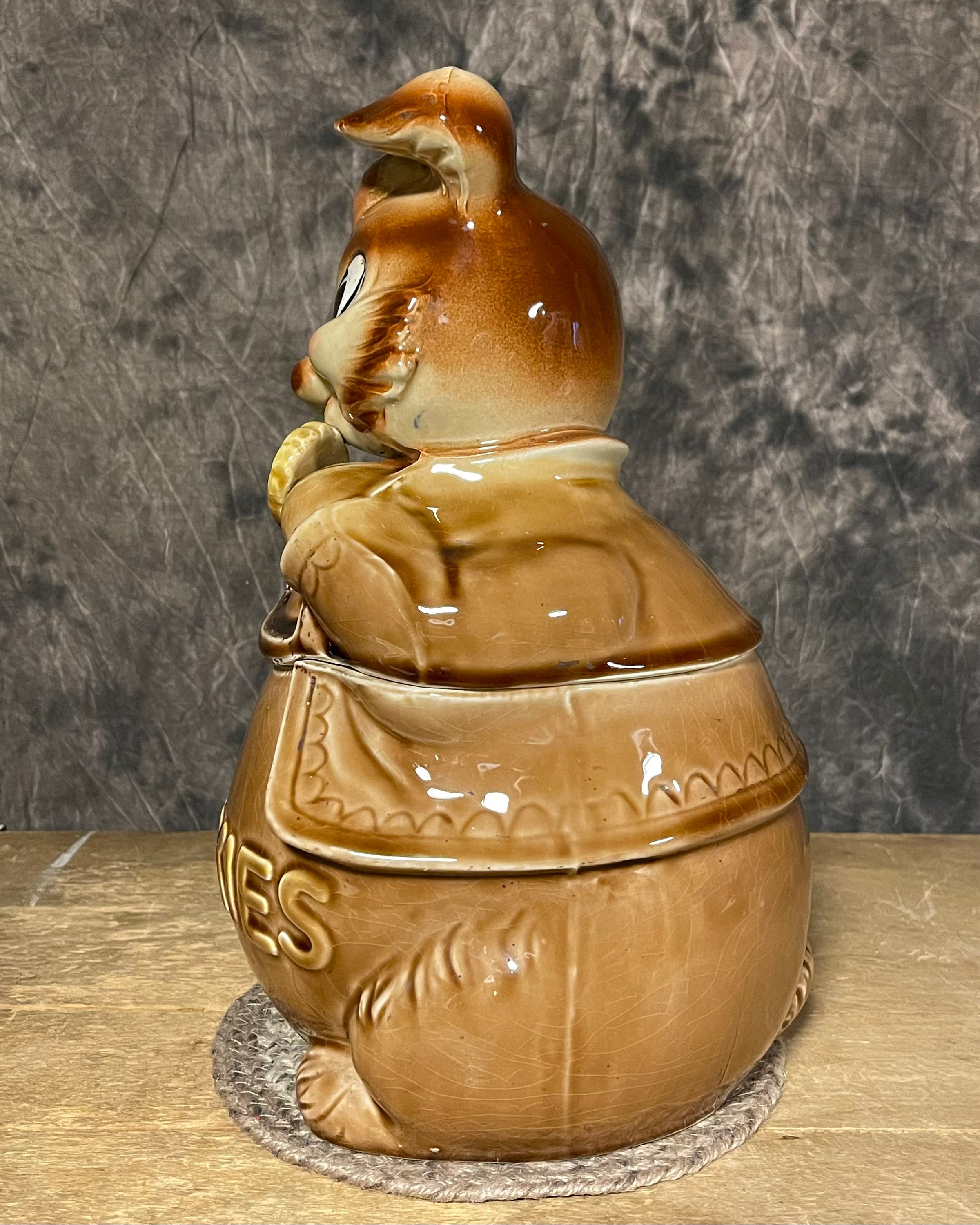 Vintage Bunny Rabbit Cookie Jar, Japan Royal Sealy Rabbit Cookie 