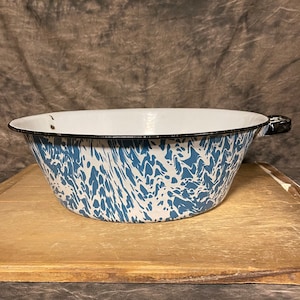 Vintage Enamelware Large Round Dish Pan, Blue and White Marble Enamelware Tub with Black Trim