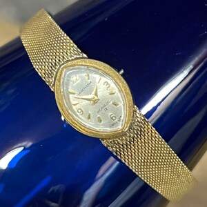Vintage Waltham Ladies Incabloc 17 Jewel Wrist Watch, Women’s Wrist Watch
