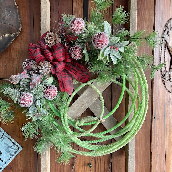 Lariat Christmas Wreath With Frosted Red Balls, Christmas Tree Picks,  Frosted Greenery, Buffalo Plaid, Holiday Wreath, Christmas Rope Wreath 