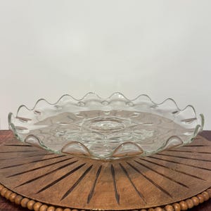 Vintage Indiana Glass Co Teardrop Footed Cake Stand, Clear Glass Pedestal Cake Stand with Scalloped Edge, Vintage Cake Plate