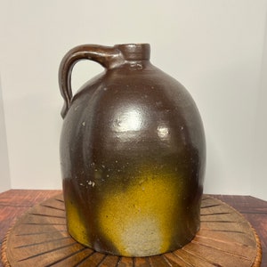 Vintage Brown 2 Gallon Stoneware Crock Jug, Vintage Crock Jug, Finger Crock Jug, Vintage Stoneware, Primitive Stoneware Jug