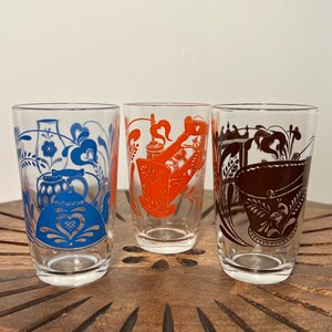 Vintage Juice Glasses, Set of 3 Vintage Glasses, Blue, Orange, Brown, Butter Churn, Cradle, Clock, Tea Pot, Lantern, Coal Bucket