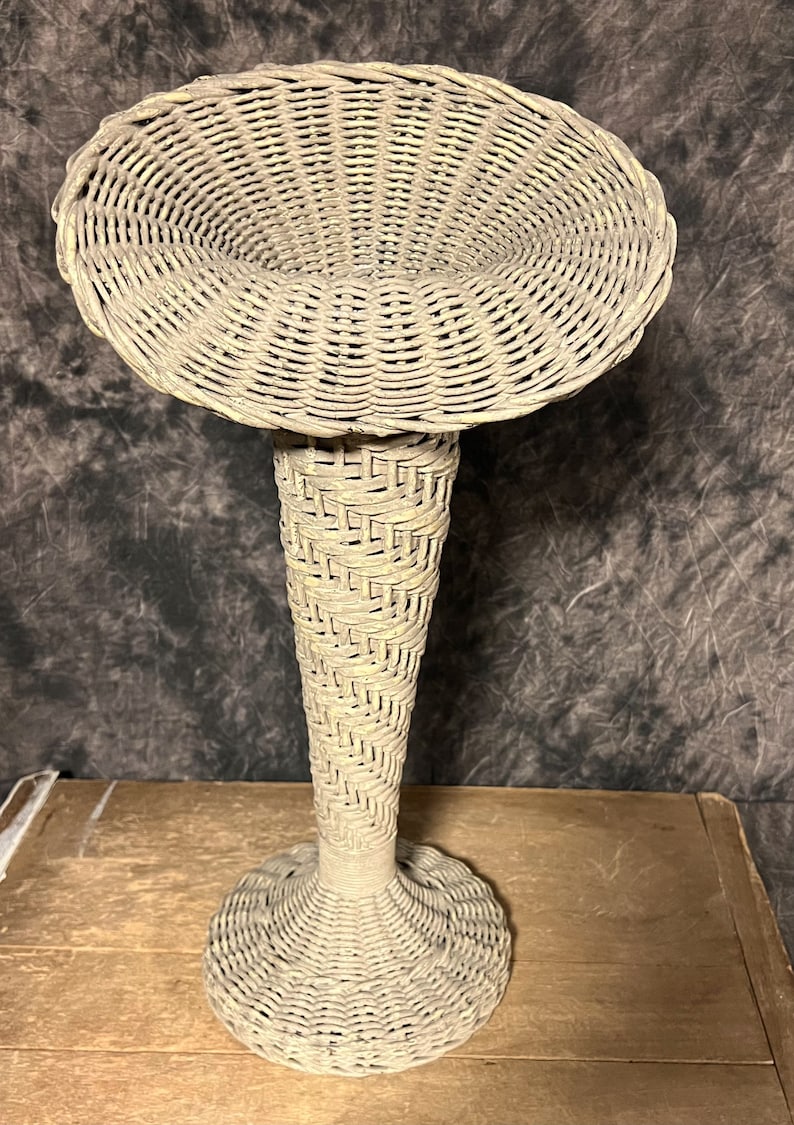 Vintage Trumpet Wicker Funeral Basket Wicker Vase Vintage Etsy