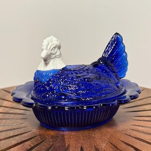 Rare Vintage MCM Mosser Blue Slag Hen on Nest, Mosser Blue and White Slag Nesting Hen, Covered Glass Dish, Blue Split Tail Hen