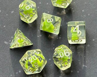 Froggy Frog  - 7 Piece Polyhedral Dice Set for Dungeons and Dragons, Pathfinder & Tabletop Roleplaying Games