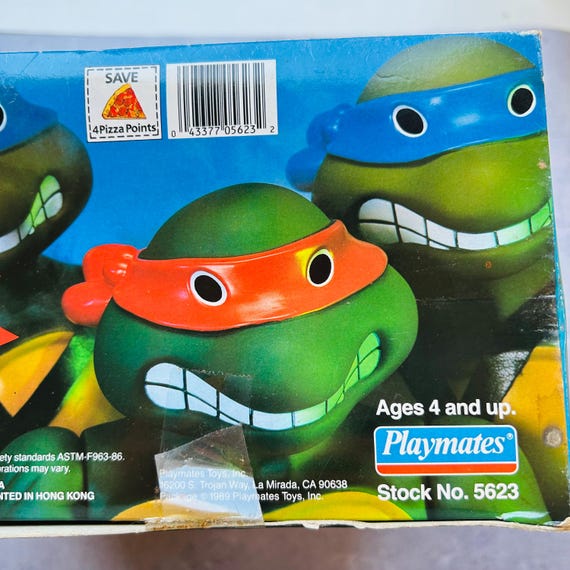TMNT Michaelangelo With Nunchkus Giant Size Playmates 1989