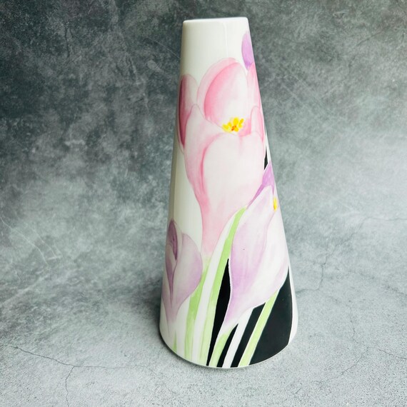 Mikasa Art Deco Shape Designed by Michael Lax Bone China Spiral