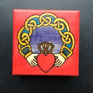 Celtic Knot Claddagh Decorated Handmade Wood Polish Box Signed EWB 4&quot;
