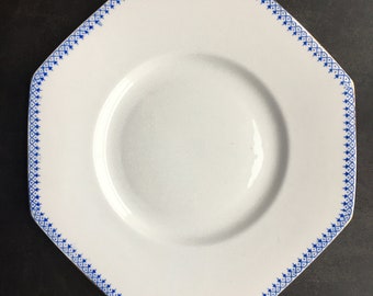 English Bone China Blue White Geometric Handled Serving Plate Cake 9"