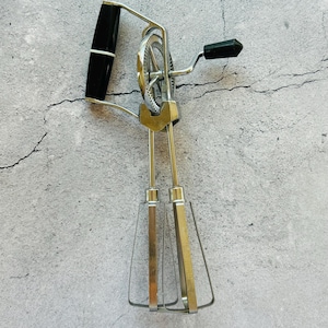Japan Stainless Steel Black Retro Manual Hand Mixer Egg Beater 11&quot;