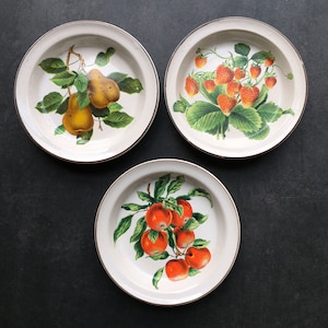 Small Enesco Pear Strawberry Apple Fruit Plate or Candle Votive Holders 4&quot;