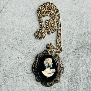 Black and White Carved Cameo Pendant Brooch Necklace