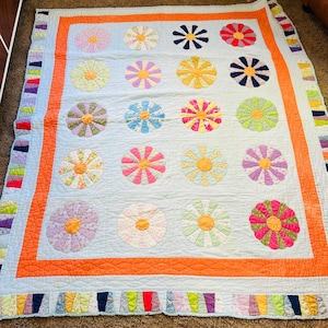 Multicolored Orange Trim Dresden Plate Pattern Quilt Blanket 78x68