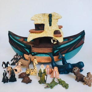 Pete Apsit Vintage Noah&#39;s Ark Holy Herd w 19 Figurines AS IS