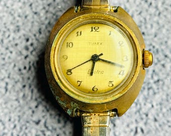 Timex Gold Tone Vintage Womens Wrist Watch for Parts Only - Etsy display picture 3