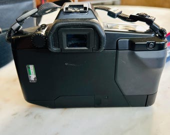 Canon EOS650 Film Camera + Speedlite 188A Flash + Tokina Lens