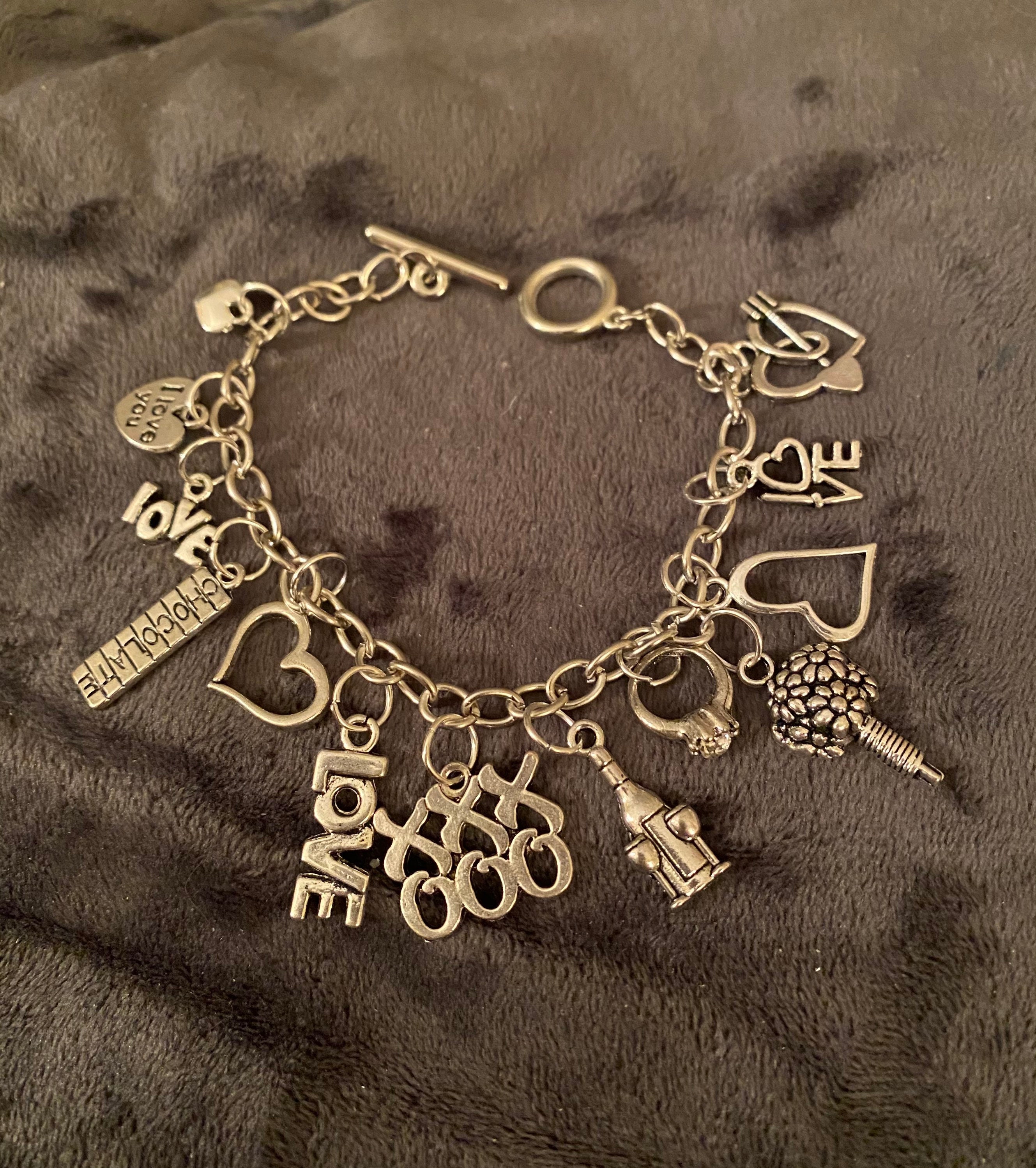 Netaya Party wear Sterling Silver White Sapphire Lock  Keys Charm Bracelet  1910 Gms 2ssbr059