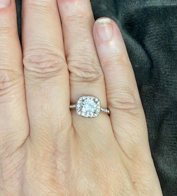 Im so glad I bought this fake engagement ring! Defintely worth it! 🤩 ... |  TikTok