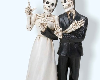Skeleton Couple Cake Topper Spelling out Love with Fingers (Bones)