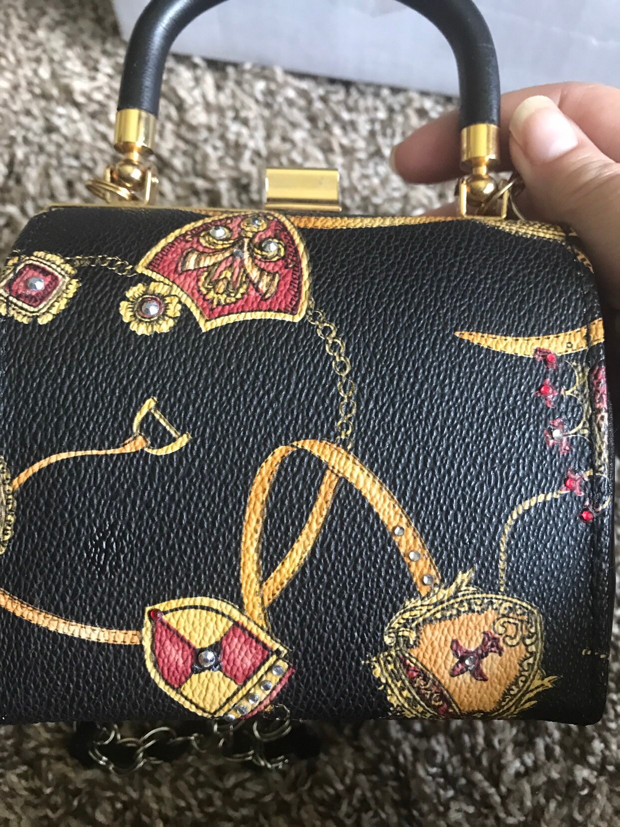 Vintage purse hand beaded with sequins zipper pocket inside shoulder bag  clutch silver chain strap collectible lined La Regale Lucite – Carol's True  Vintage and Antiques