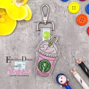 Frappe cup In The Hoop Snap Tab Embroidery Design, Snap Tab Keychain For Machine Embroidery, Key Fob Design,ITH Stickdateien,fit to 4x4 hoop