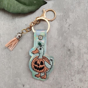 Kürbis - Gans - ITH Snap Tab Stickmuster : Digitaler Download Stickdateien Schlüsselanhänger Schlüsselanhänger