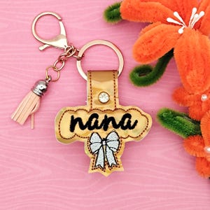 Kokette Nana Schleife ITH Snap Tab Stickmuster, Mama In The Hoop Stickdatei, Kokette ITH Stickmuster Stickdatei, Geschenk für Mama