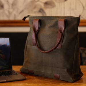 Personalized Tote Bag for Women Waxed Canvas Work Tote With Zipper Everyday Laptop Bag Office Shoulder Bag Custom Gift Daily Large Tote Bag