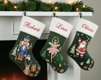 Calcetín navideño personalizado con cascanueces bordado, Calcetín navideño personalizado con nombre bordado, Calcetín navideño de terciopelo, Calcetín familiar