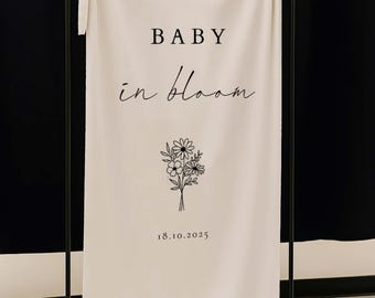 Stoffen bord babyshower, stoffen bord baby in bloei, bord baby in bloei met standaard, modern bord baby in bloei, met standaard
