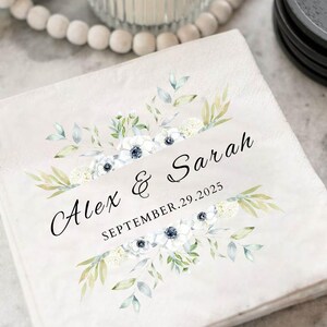 Serviettes de table personnalisées Serviettes personnalisées monogramme de mariage logo sur papier Cocktail personnalisé Décoration de mariage Décoration événementielle Serviettes de table
