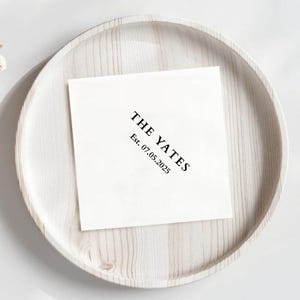 Serviettes de table personnalisées Mariage Cocktail personnalisé en papier logo Bar Party Monogram Serviettes de table pour le déjeuner personnalisées Boissons disponibles